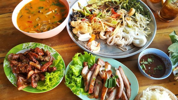 Où trouver des ateliers de cuisine thaïlandaise gratuits à Bangkok?